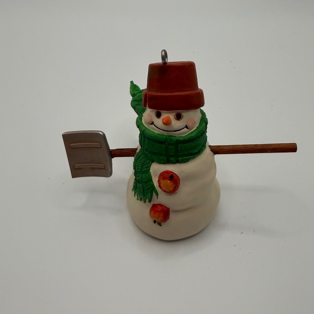 Hallmark Jan Karon Mitford Years Snowman Ornament 2000 Christmas Green Scarf Hat